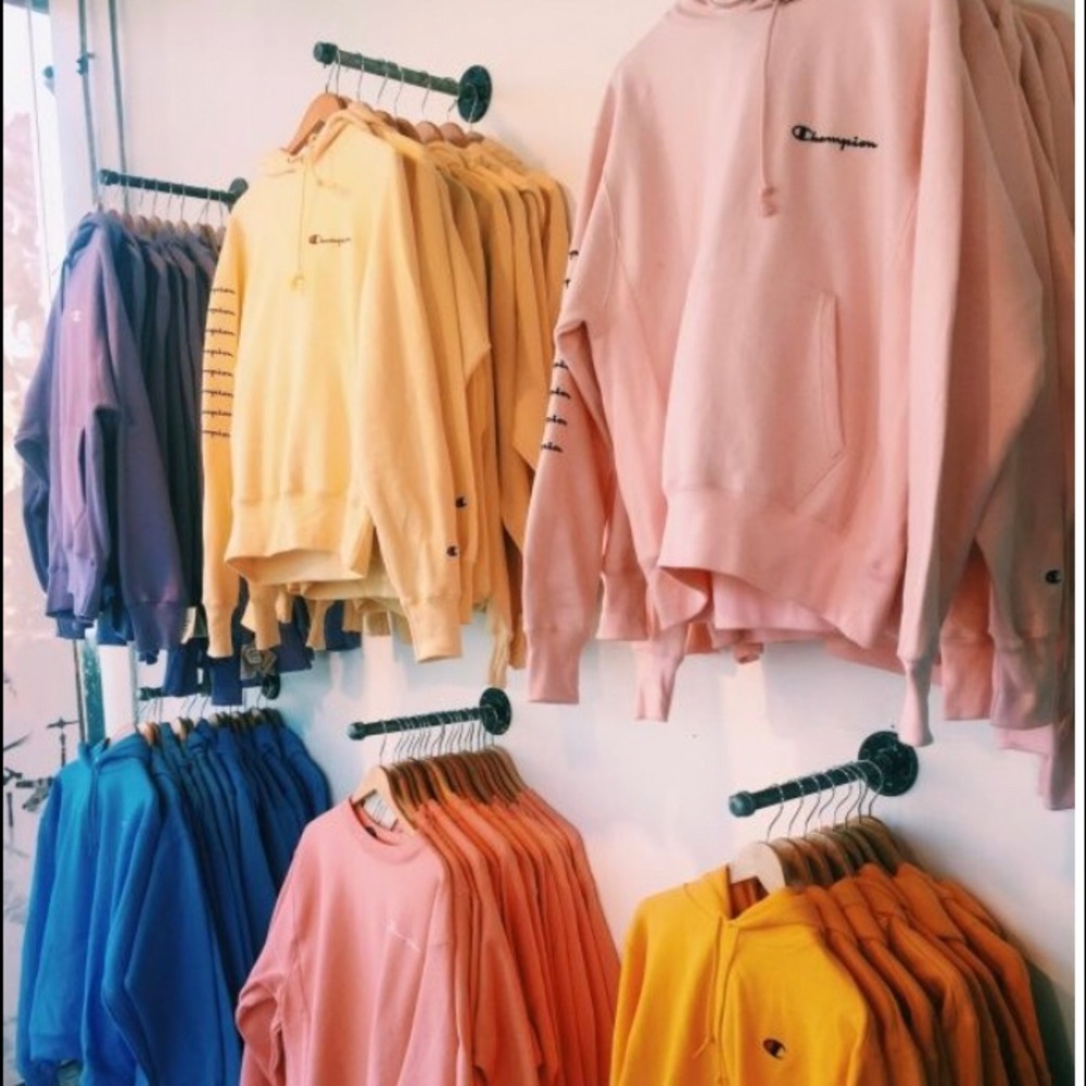 Meet your Posher, Clothing